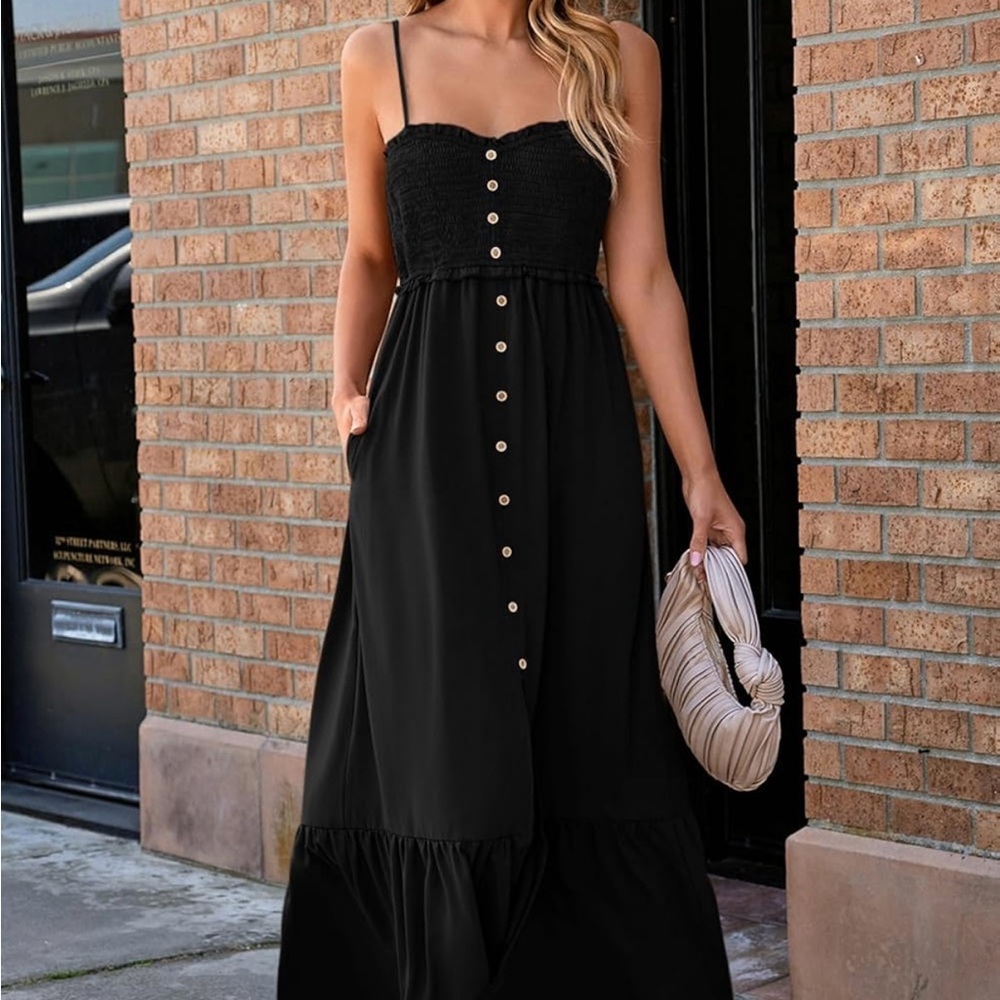 Elegant Black Maxi Dress